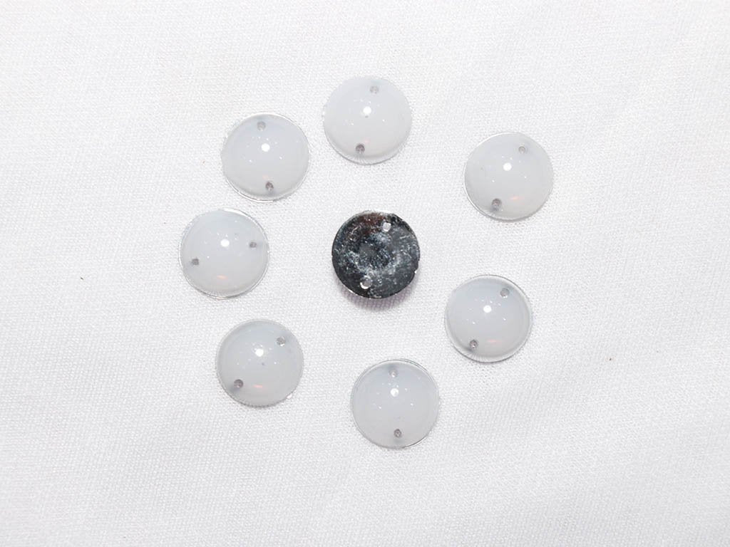 white-dyeable-circular-plastic-stones-12-mm