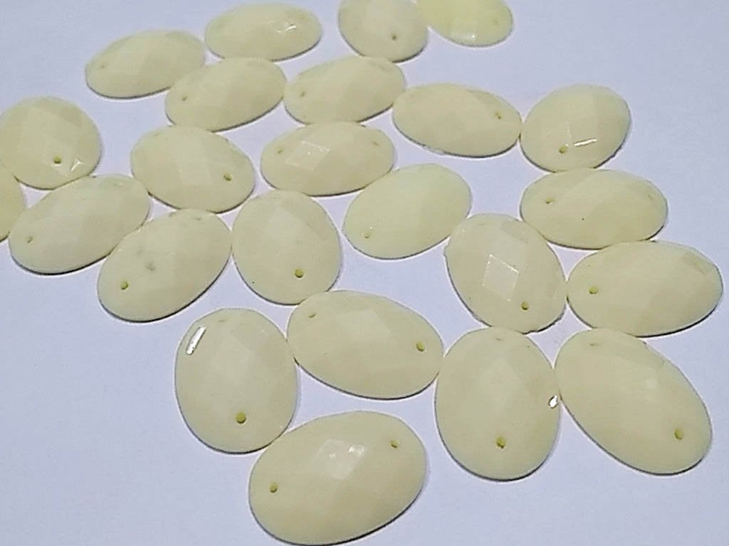 white-dyeable-oval-2-hole-plastic-stones-18x13-mm