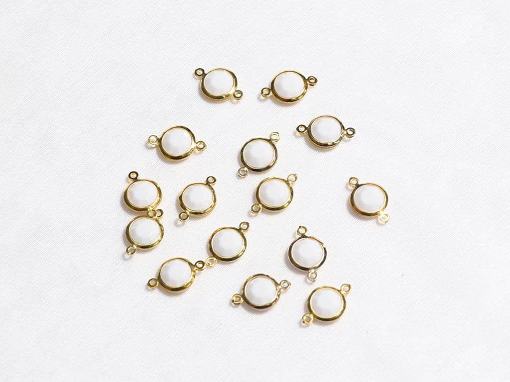 white-golden-circular-designer-plastic-beads-12-mm