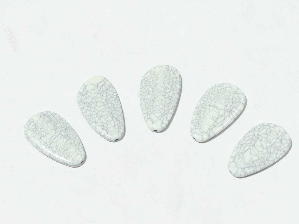 white-gray-designer-uneven-drop-plastic-beads-35x20-mm