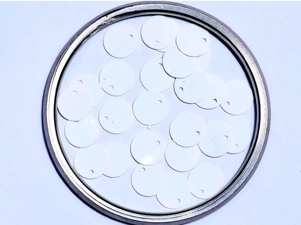 white-one-hole-circular-plastic-beads