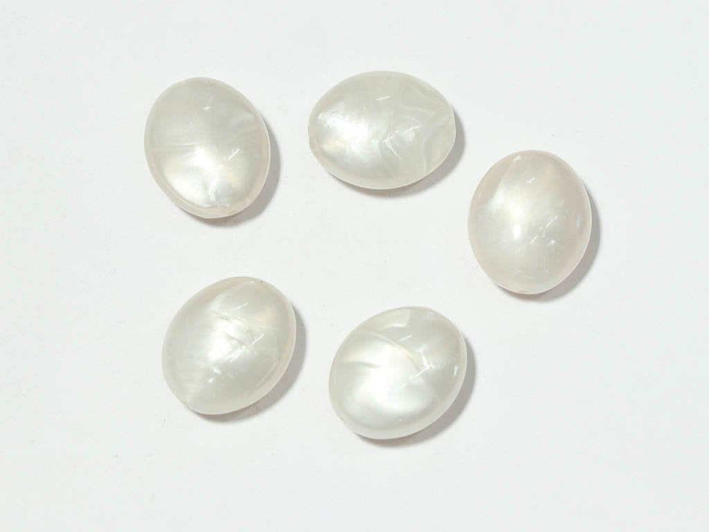 white-oval-plastic-beads-24x20-mm