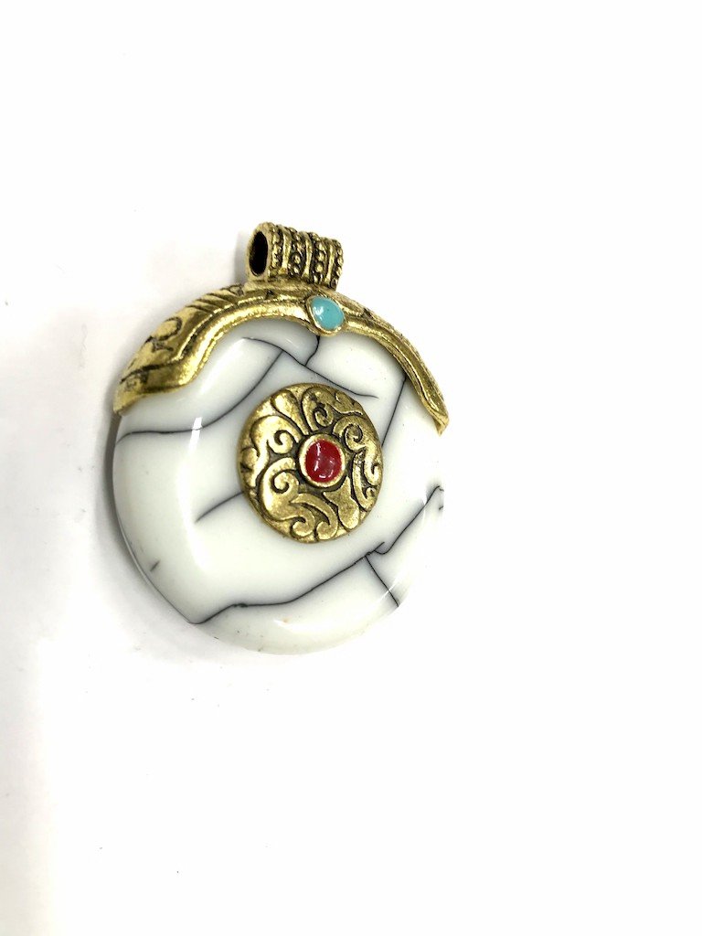 white-pendant-with-golden-cap-1