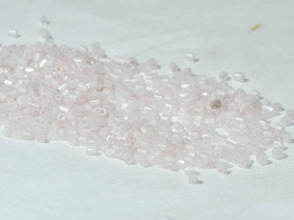 white-silky-2-cut-glass-seed-beads