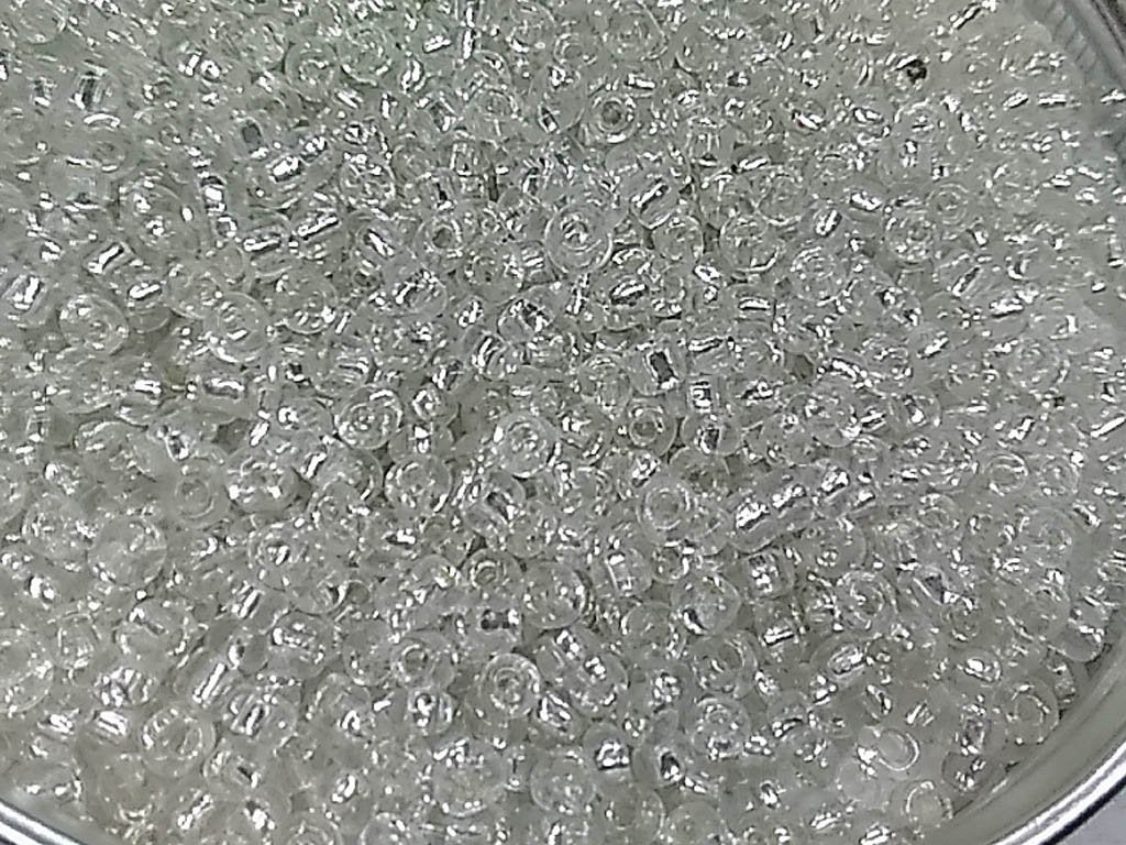 white-silverline-transparent-round-rocaille-glass-seed-beads-2