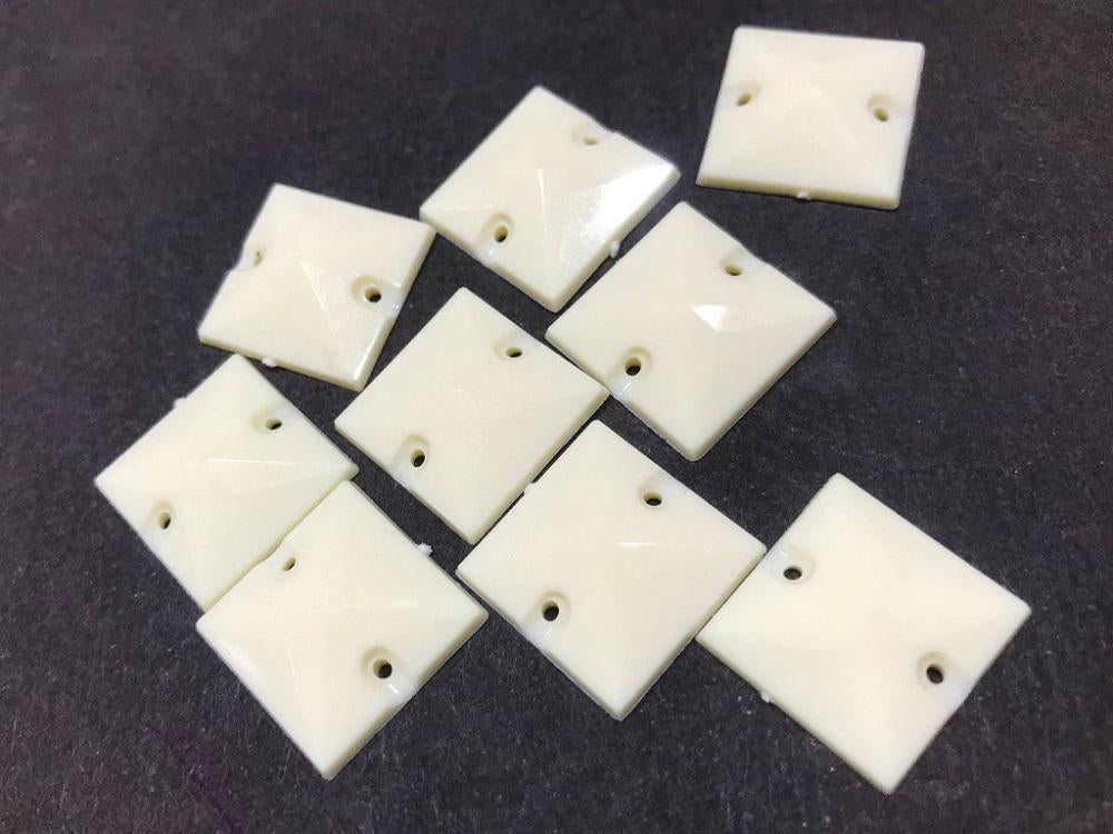 white-square-opaque-plastic-stones-dyeable-16x16-mm