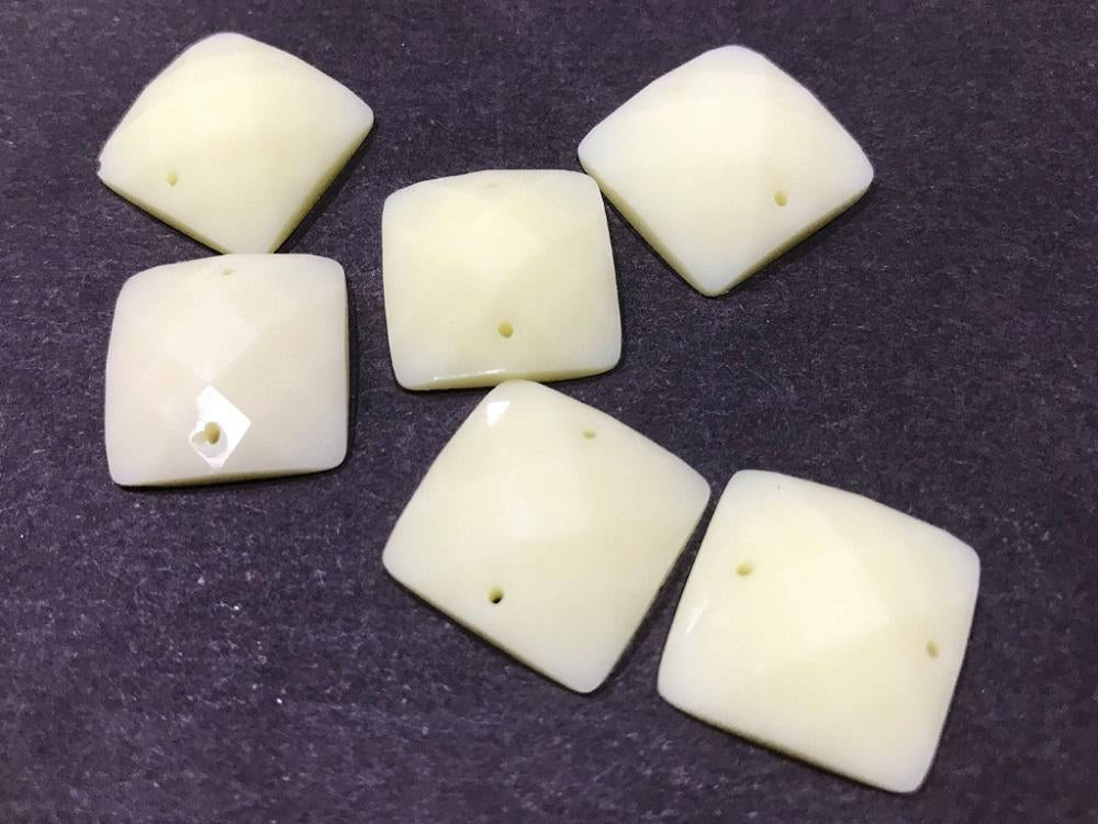 white-square-opaque-plastic-stones-dyeable-16x16-mm-1