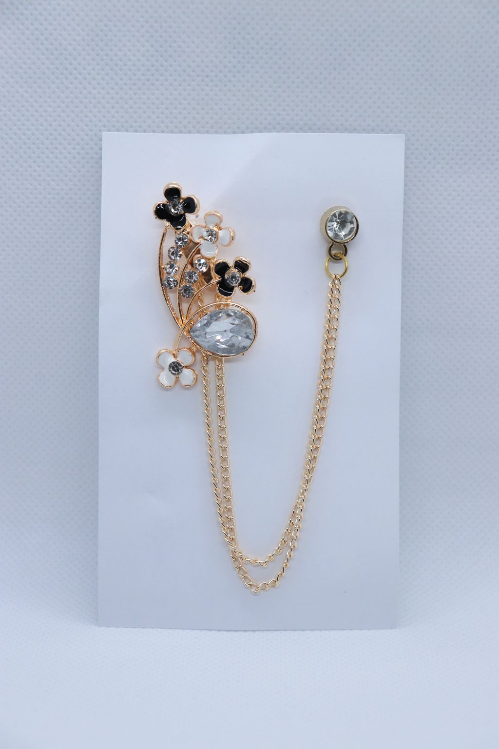 white-stone-flower-brooch