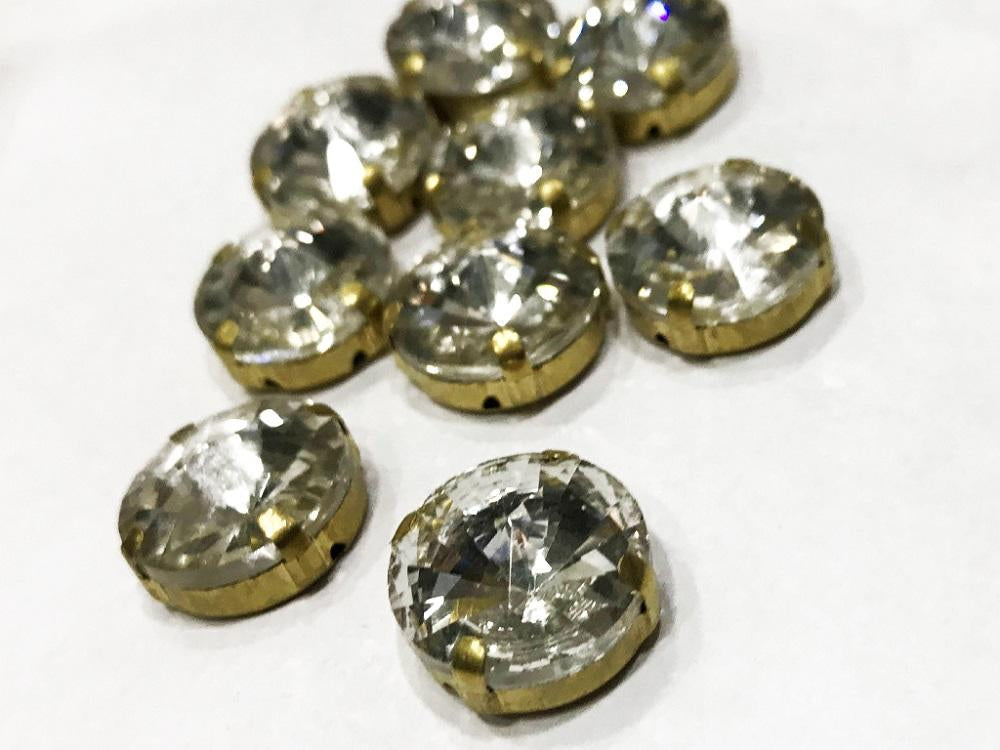 white-transparent-circular-glass-stones-with-catcher-14-mm