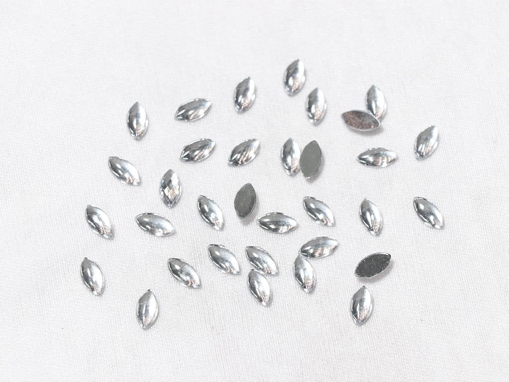 white-transparent-oval-plastic-stones-10x5-mm
