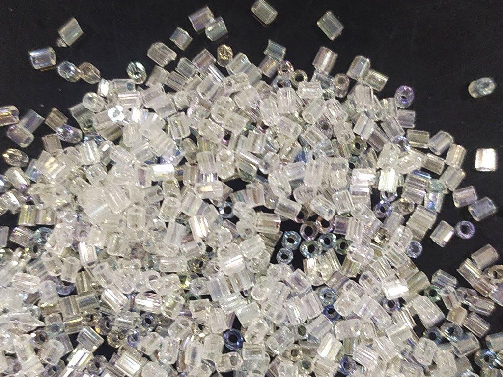 white-transparent-rainbow-2-cut-seed-beads