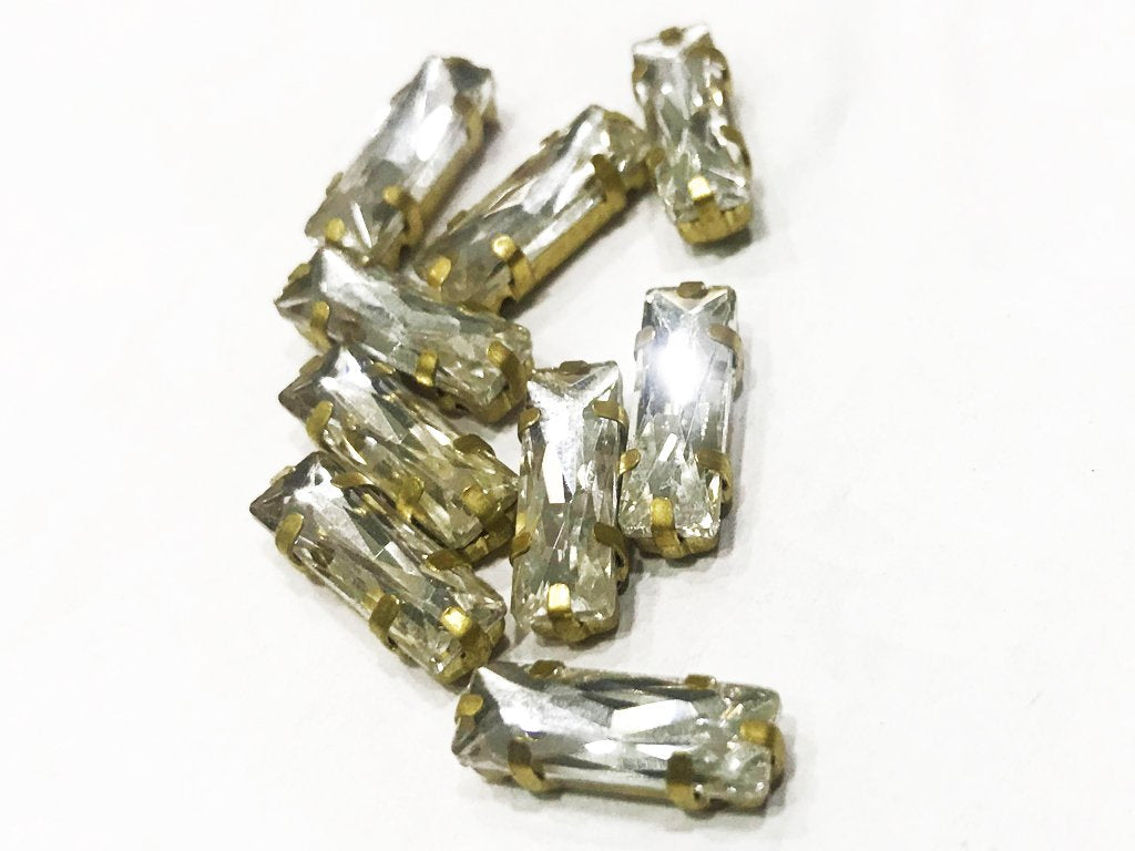 white-transparent-rectangular-glass-stone-with-catcher-15x5-mm