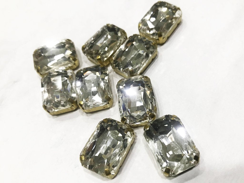 white-transparent-rectangular-glass-stone-with-catcher-18x13-mm
