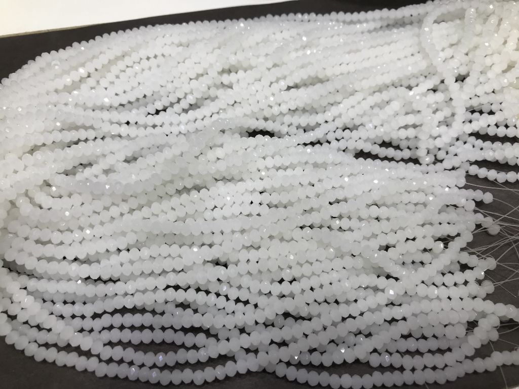 white-opaque-tyre-crystal-beads-1