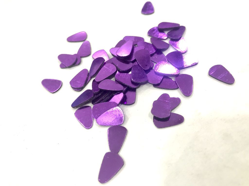 without-hole-purple-triangular-plastic-sequins10-6-10mm