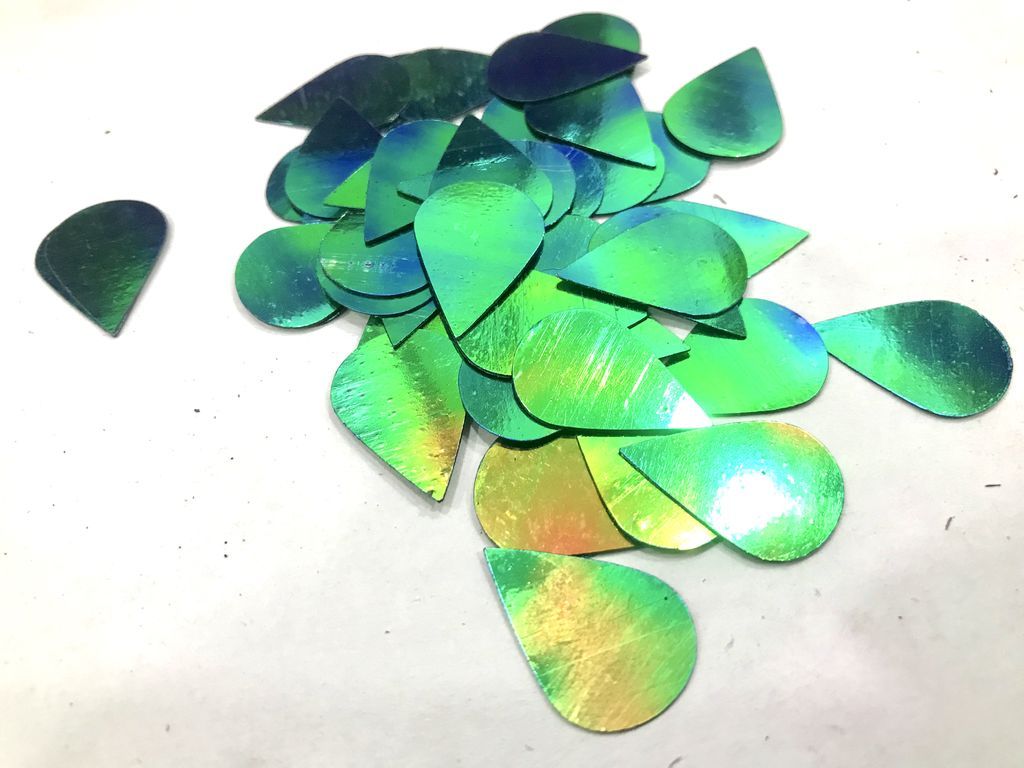 without-hole-rainbow-green-drop-plastic-sequins20-15mm