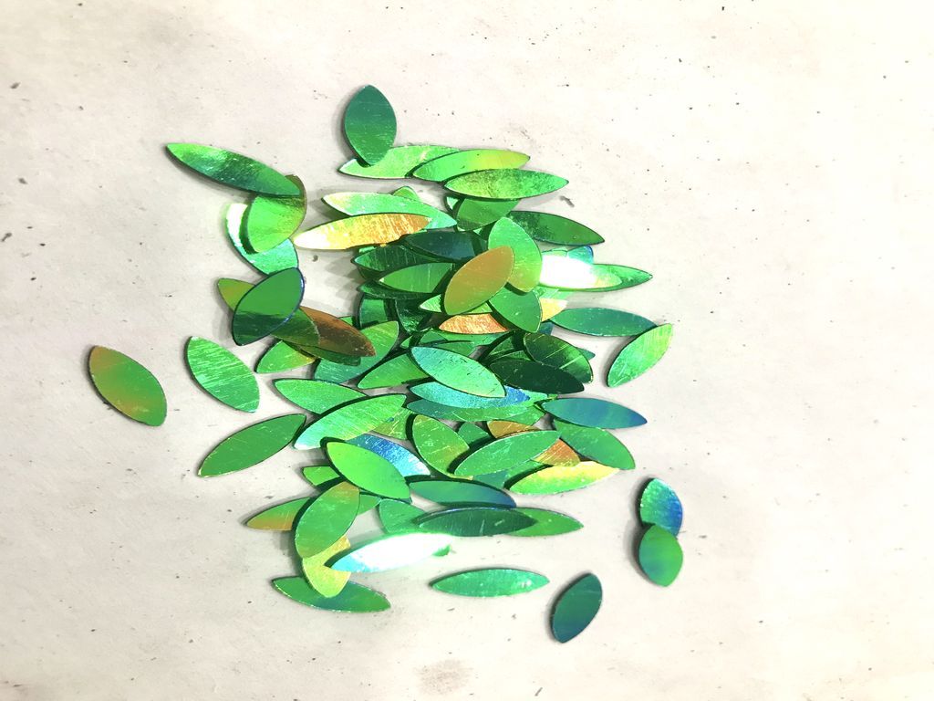 without-hole-rainbow-green-eye-shaped-plastic-sequins10-5mm