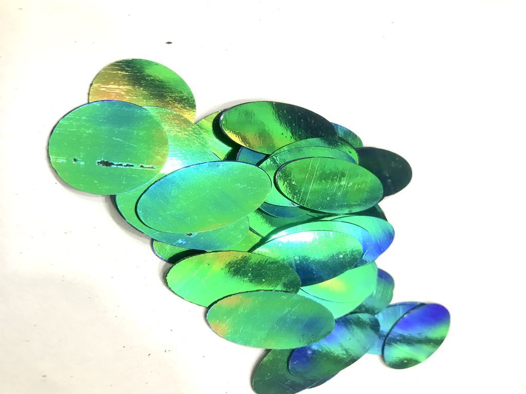 without-hole-rainbow-green-oval-plastic-sequins25-17mm