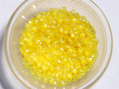 yellow-centre-hole-bowl-plastic-sequins-4-mm