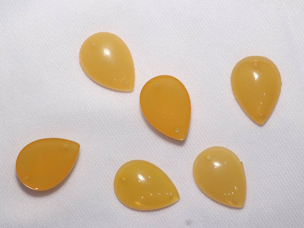yellow-designer-drop-plastic-stones-18x25-mm-1