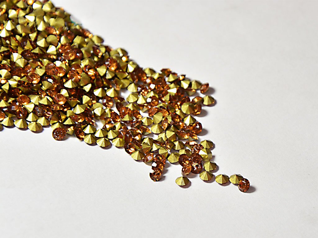 yellow-octagonal-glass-zircons-stones