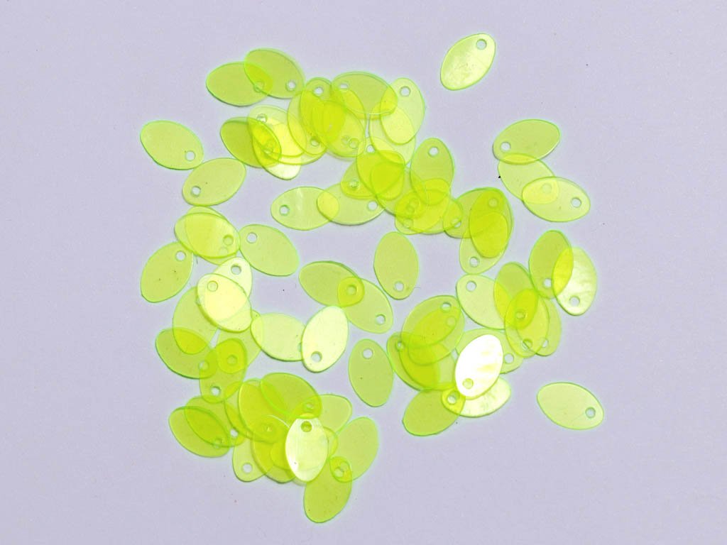 yellow-oval-1-hole-plastic-sequins