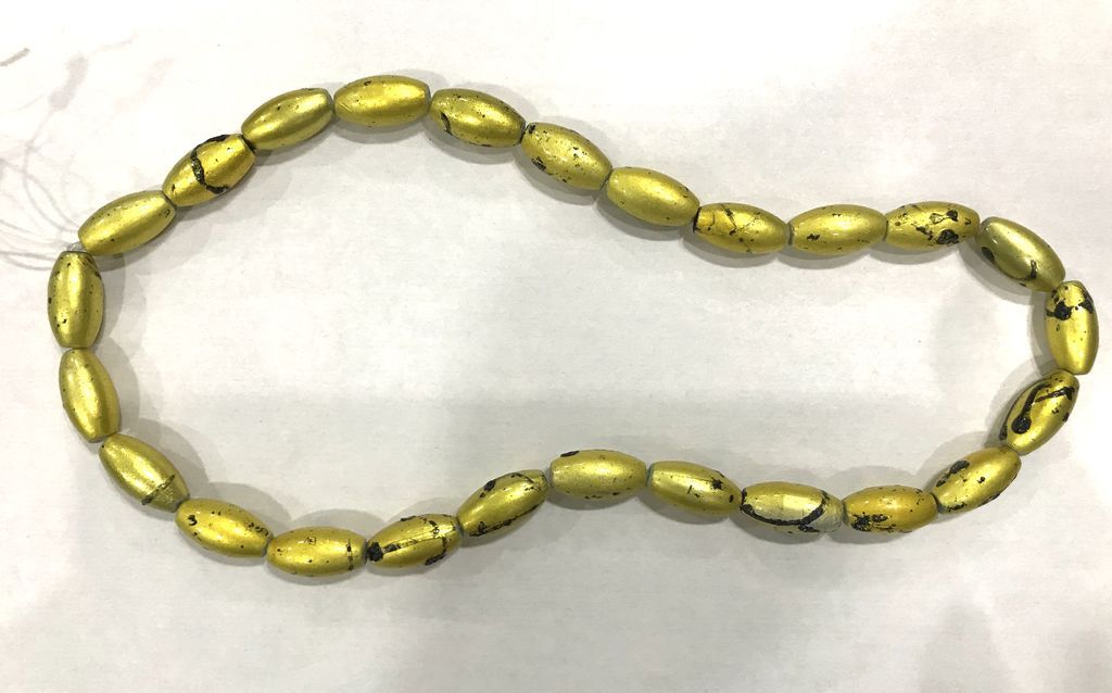 yellow-oval-glass-beads
