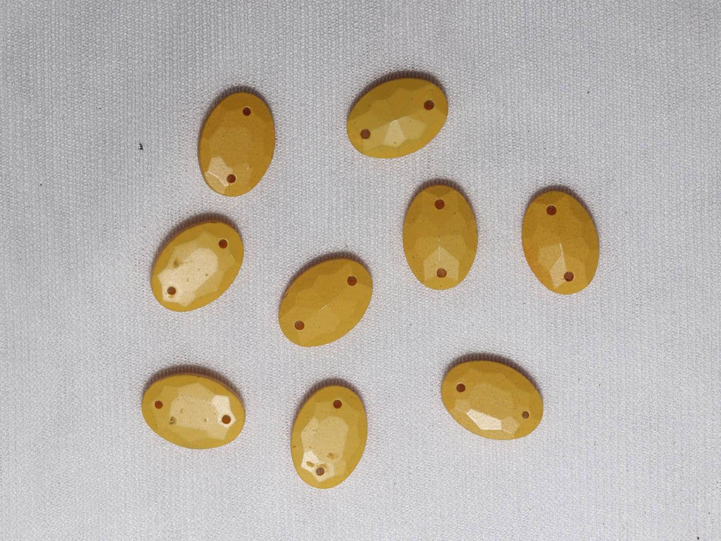 yellow-oval-plastic-stones-10x14-mm