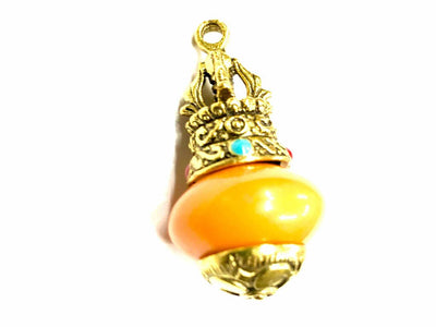 yellow-round-stone-pendant-with-designer-golden-cap