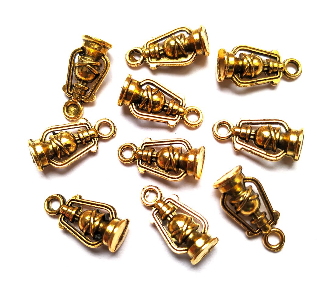 antique-golden-lantern-charms