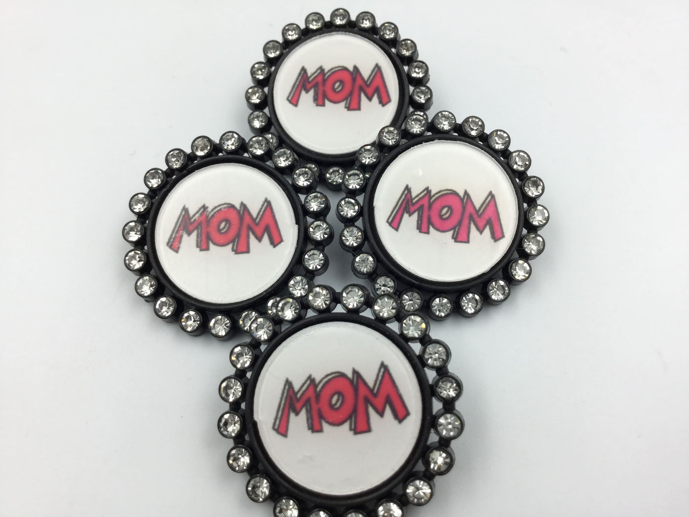 Mom Round Shape Brooch