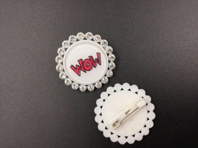 Mom Round Shape White Brooch