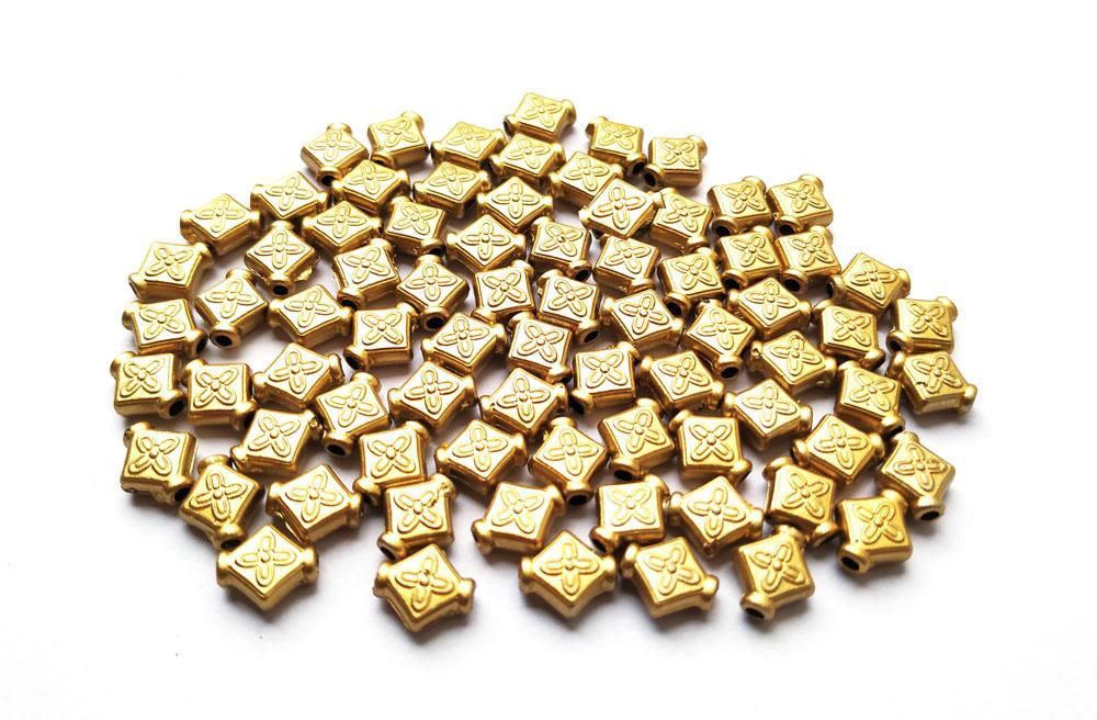 brass-finish-acrylic-beads-1