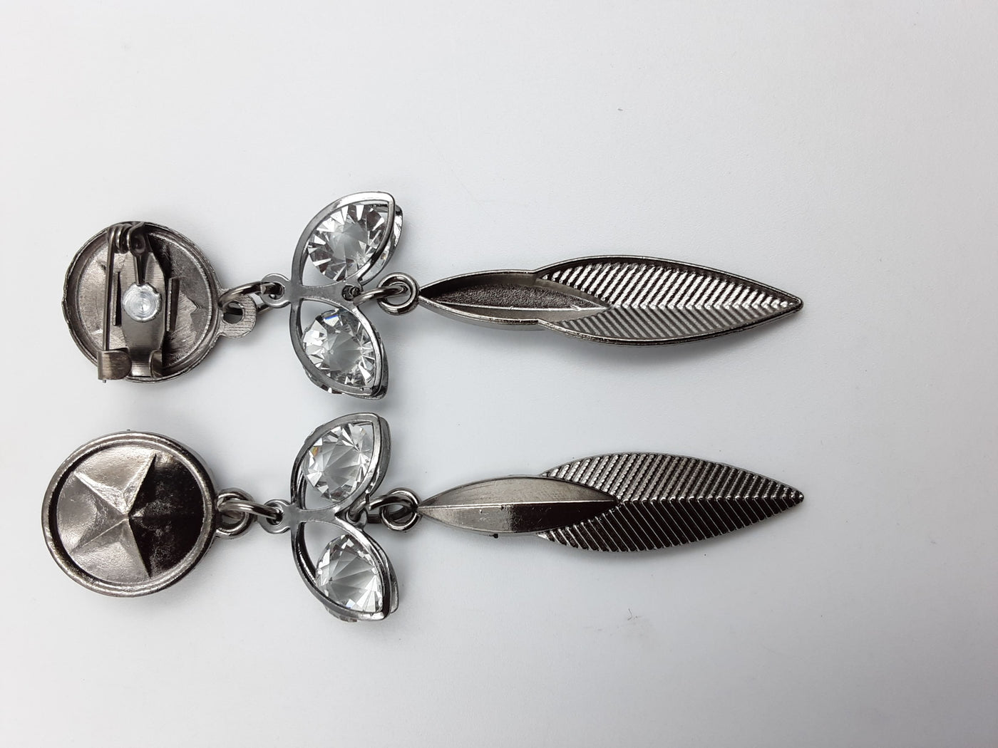 Leaf shape Silver Brooch