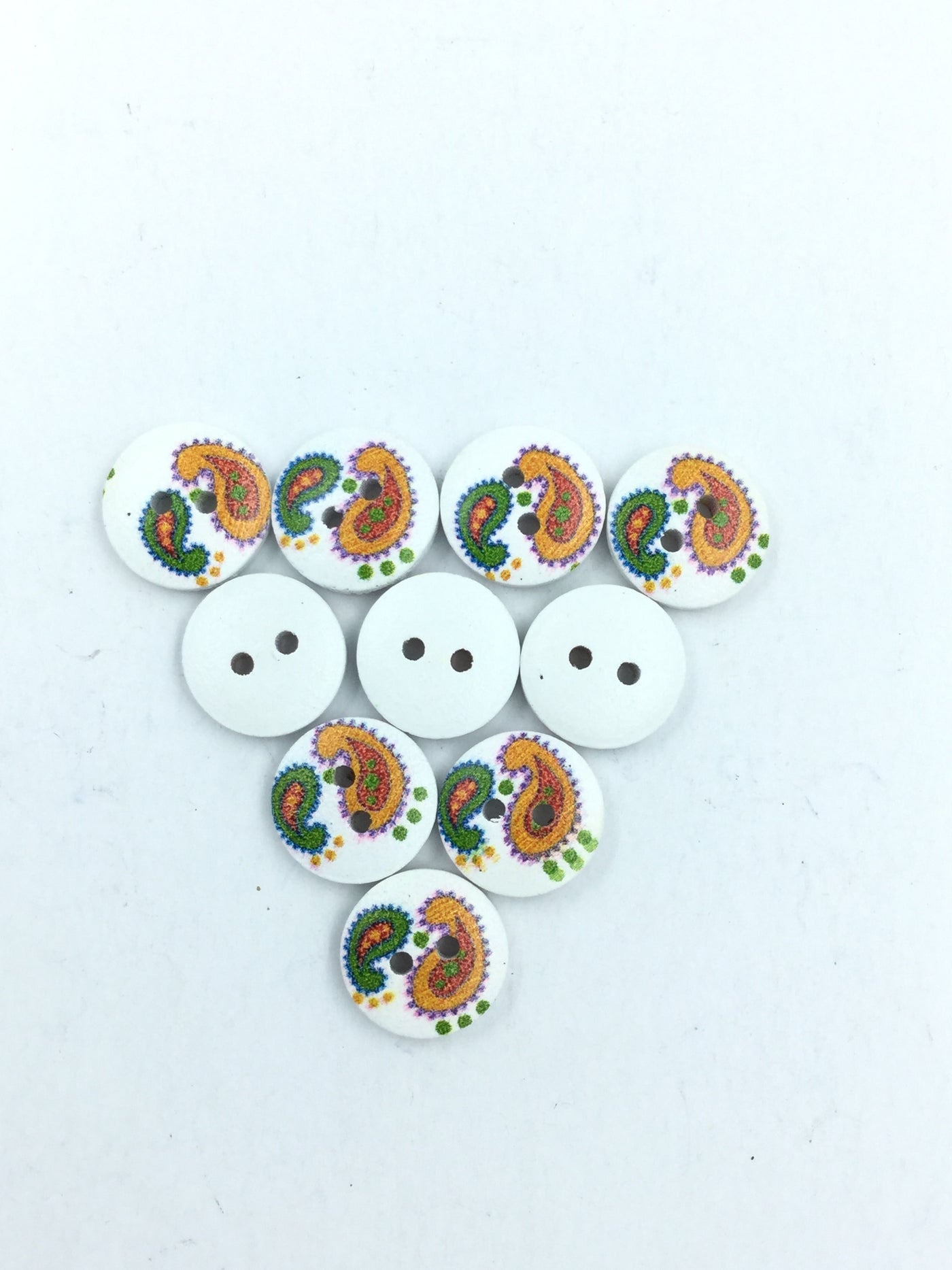 White Color 2 Hole Wooden Button