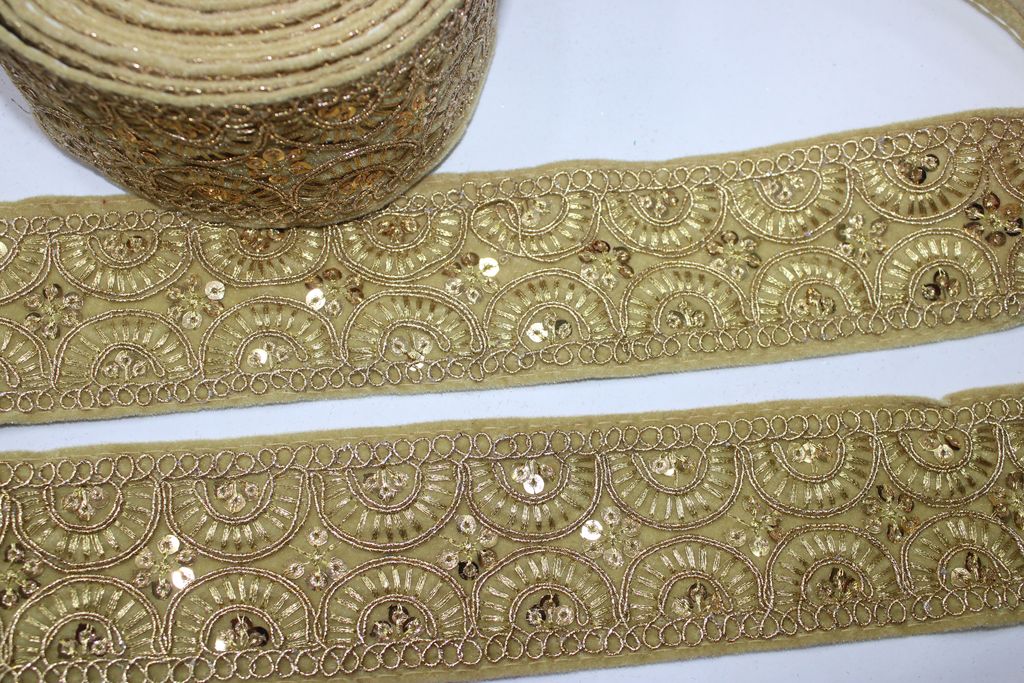 Light Golden Fancy Sequins And Zari Trim