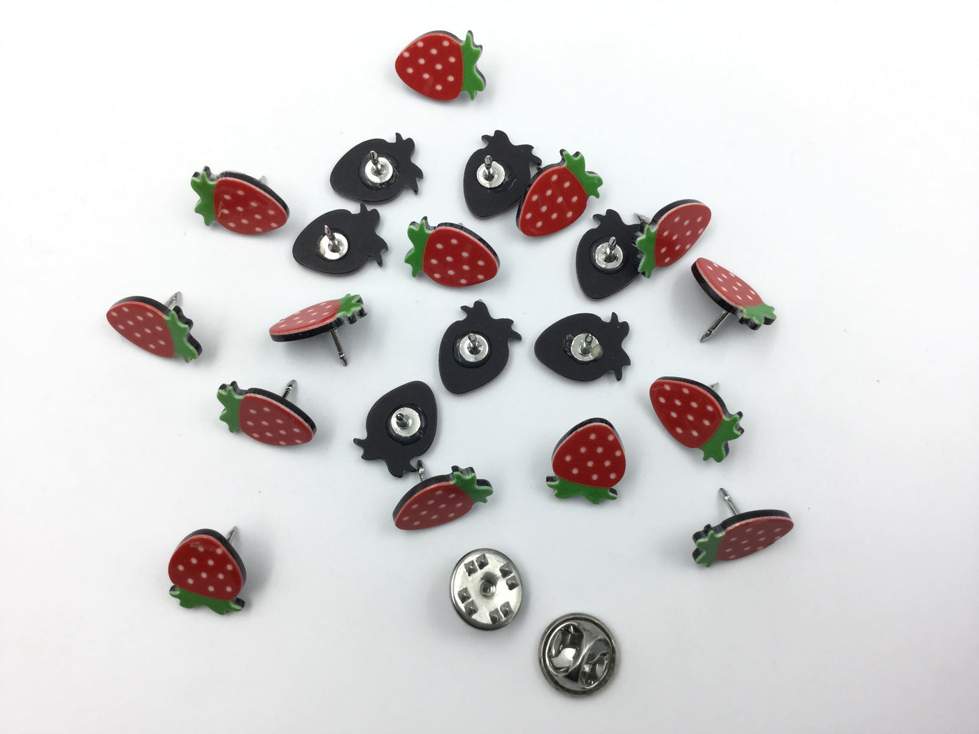 Strawberry Shape Metal Garment Accessories