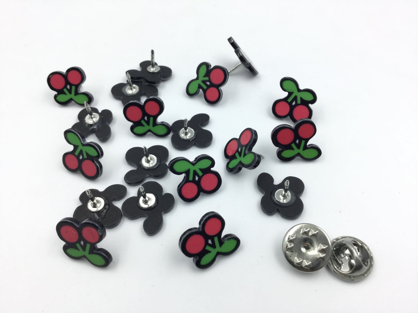 Flower Shape Metal Red And Green  Garment Clip