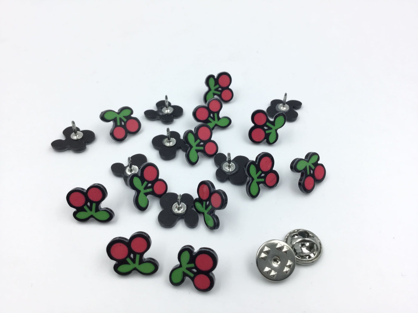 Flower Shape Metal Red And Green  Garment Clip