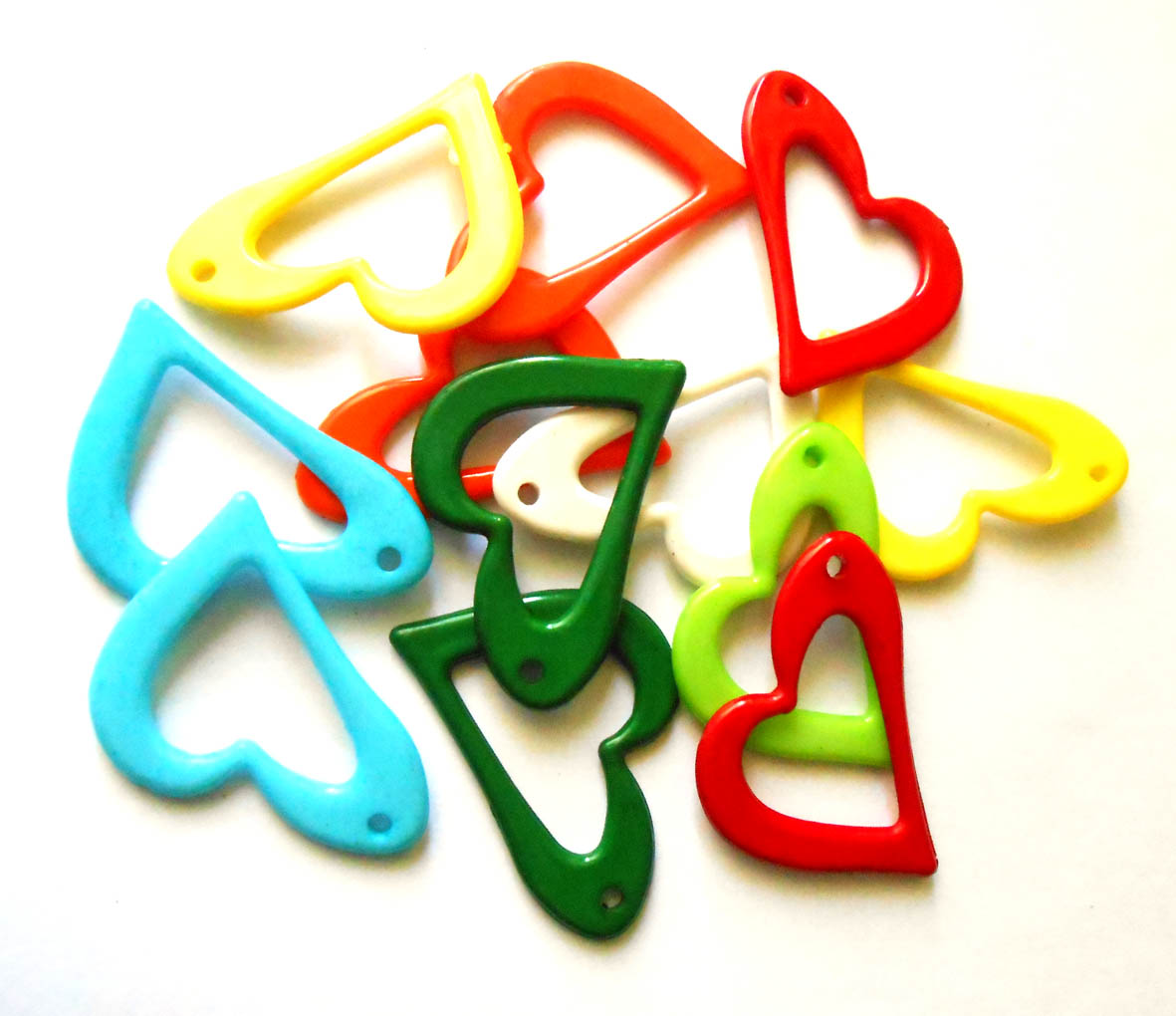 multicolor-heart-shaped-acrylic-pendant-bases