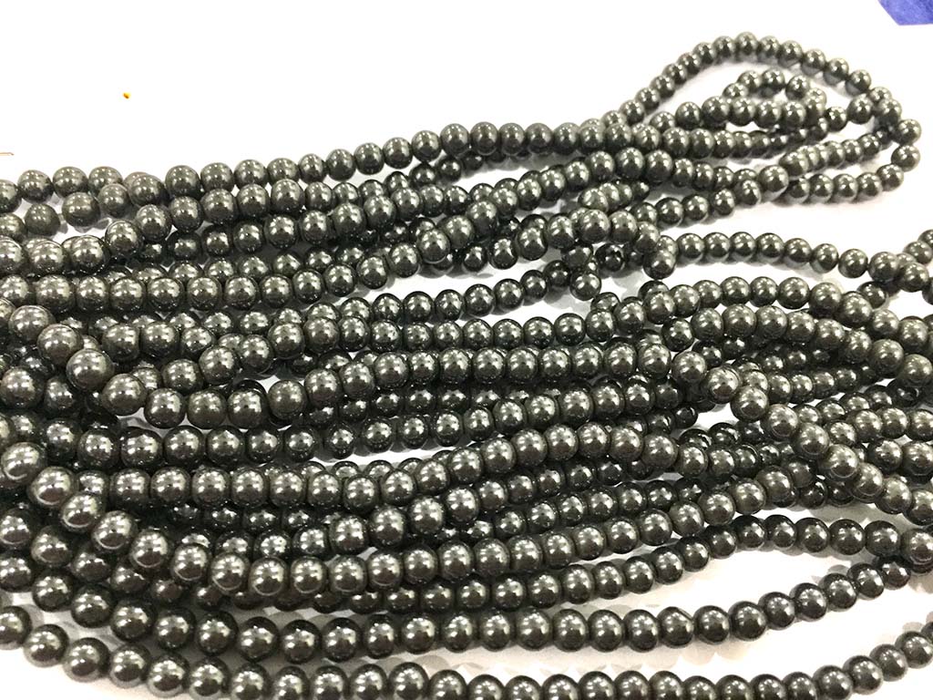 gunmetalglassbeads