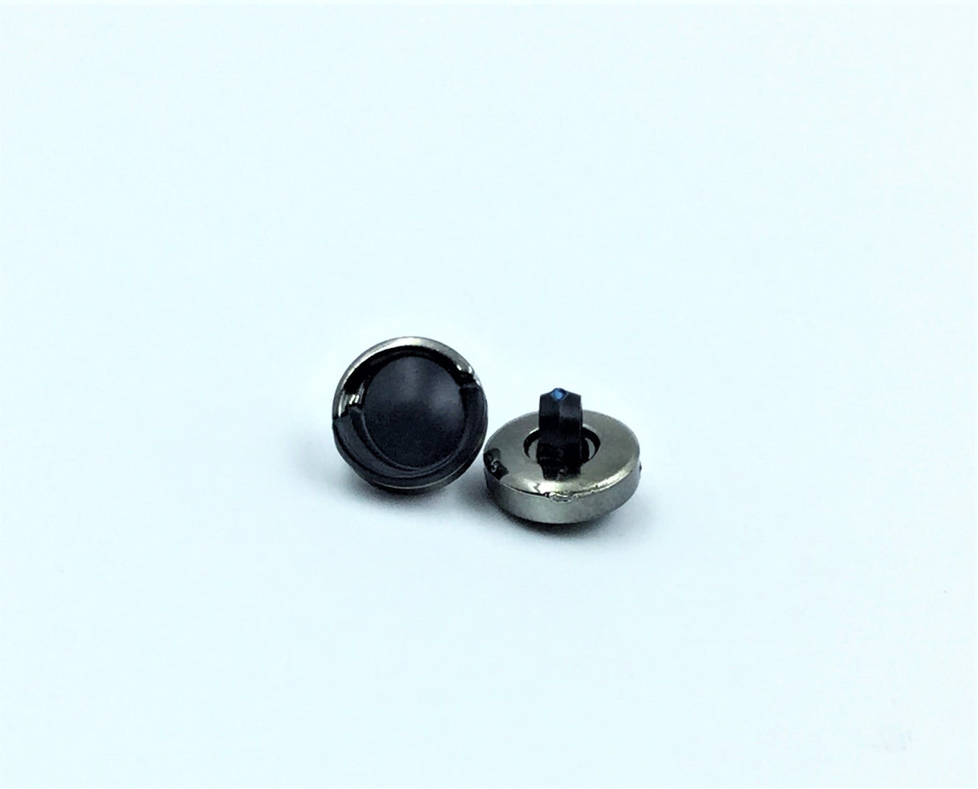 Small Polyster Navy 16L Downhole Buttons