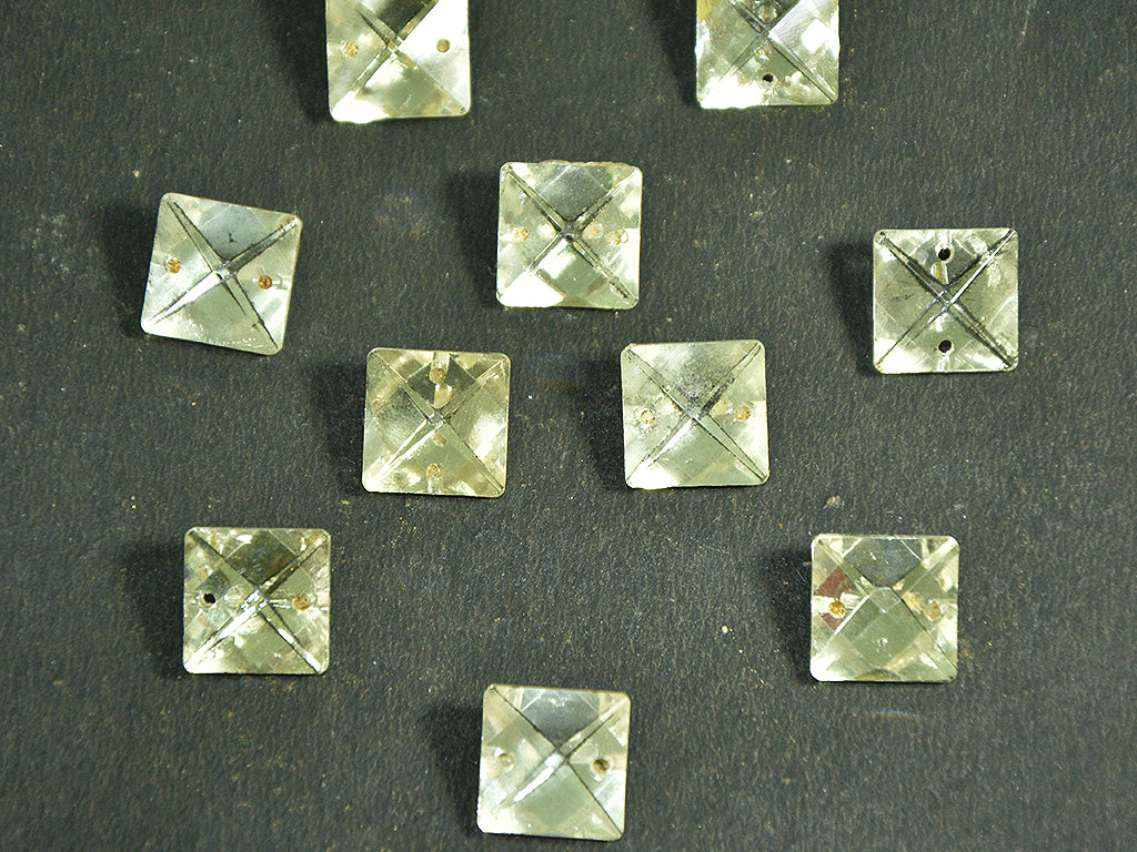 Square Transparent 2 Hole Glass Stones 3