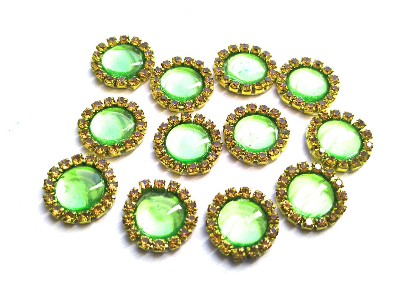 green-round-stone-patches