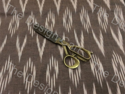 brown-white-zero-arrow-design-cotton-ikat-fabric