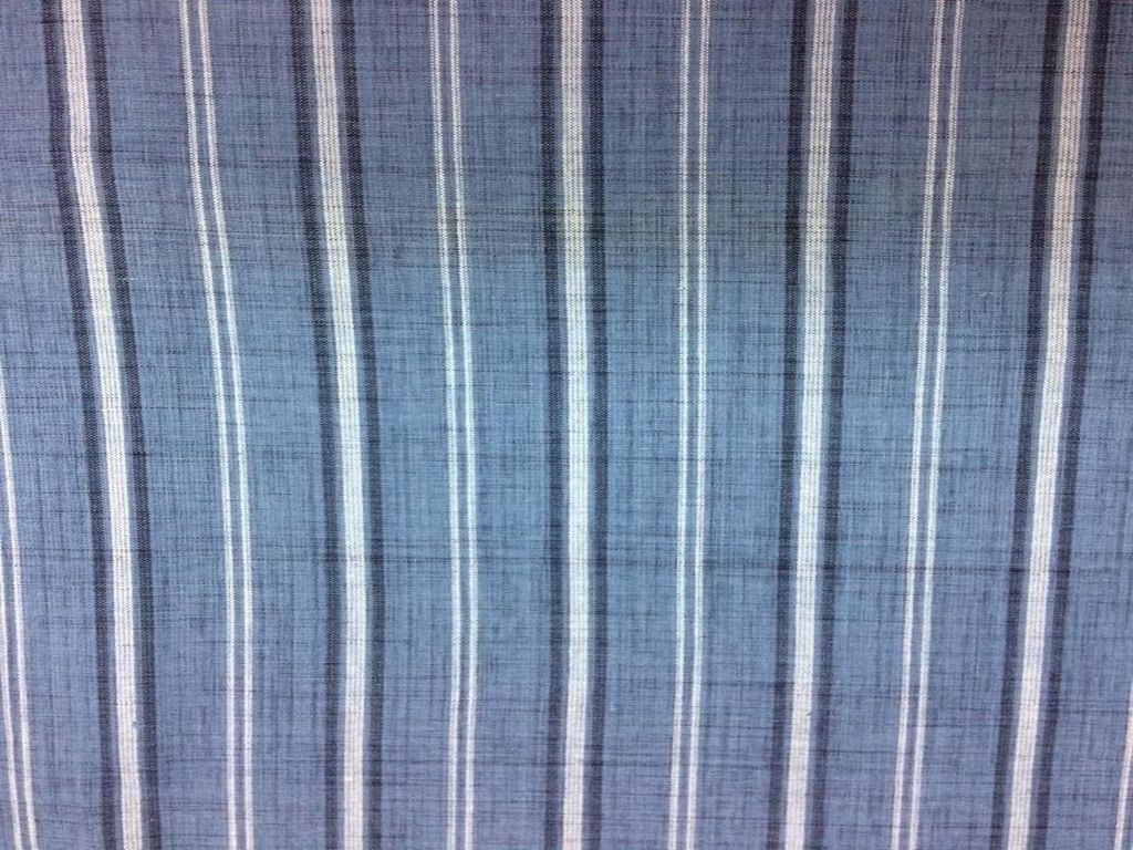 blue-and-white-yarn-dyed-cotton-stripe-fabric-2