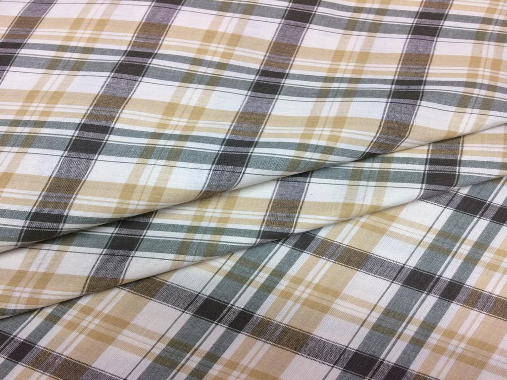 black-and-cream-yarn-dyed-cotton-check-fabric