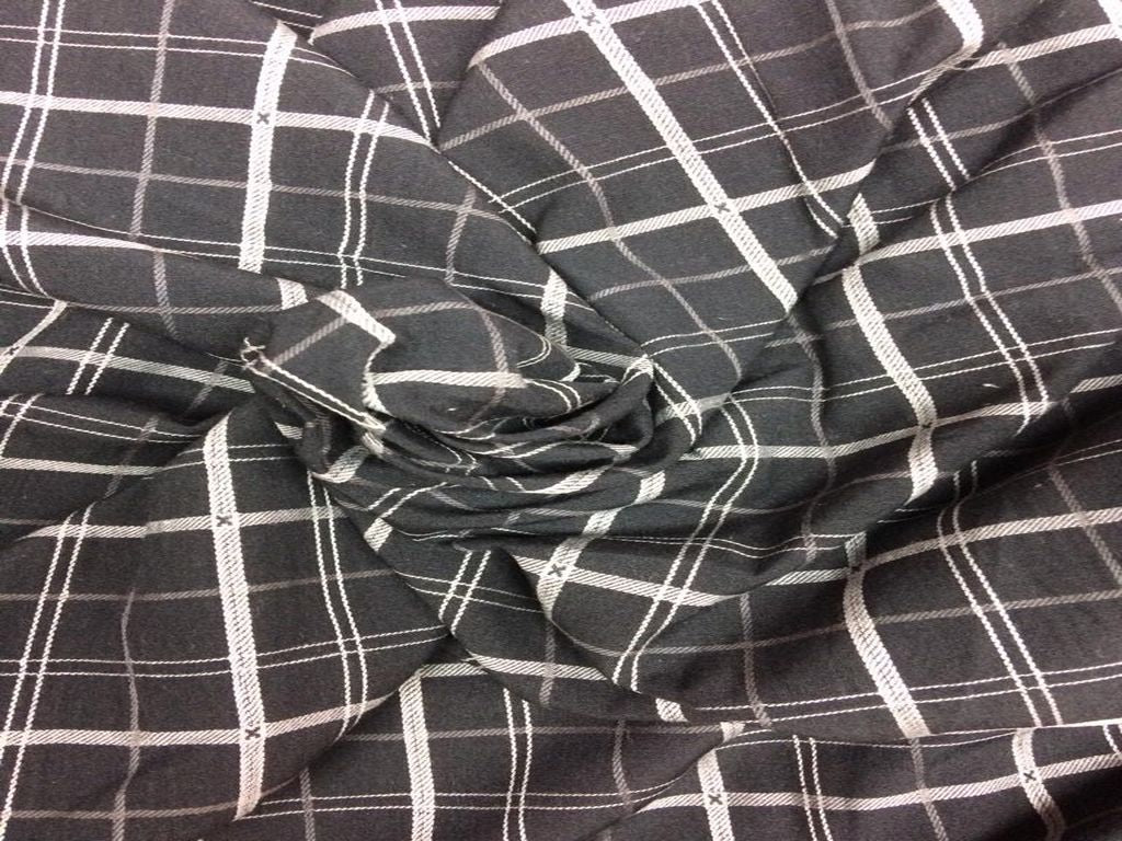 black-yarn-dyed-cotton-check-fabric