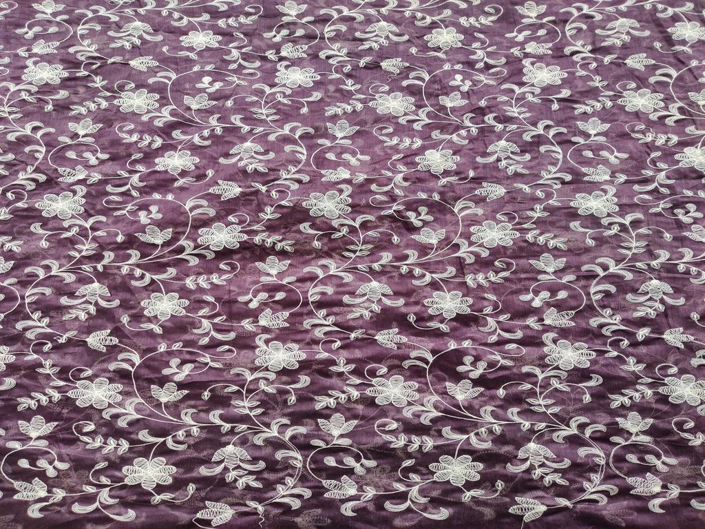 mauve-white-chikankari-flowers-embroidered-chanderi-fabric