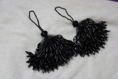 Black Handwork Pearl Tassel